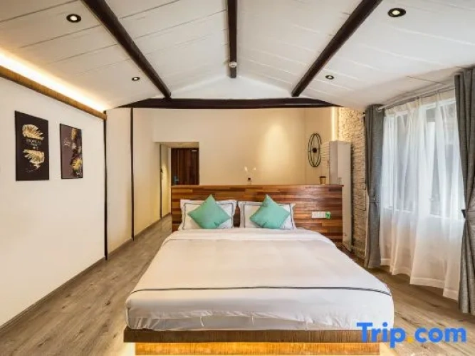 2 Bedrooms Suite