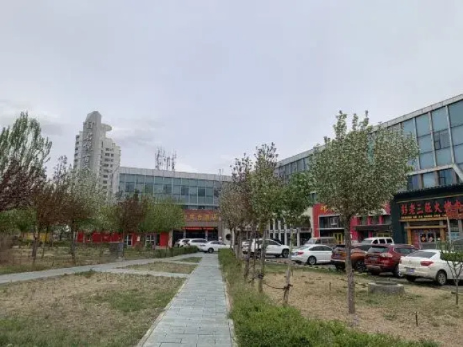 Junyue Baihe Theme Hotel