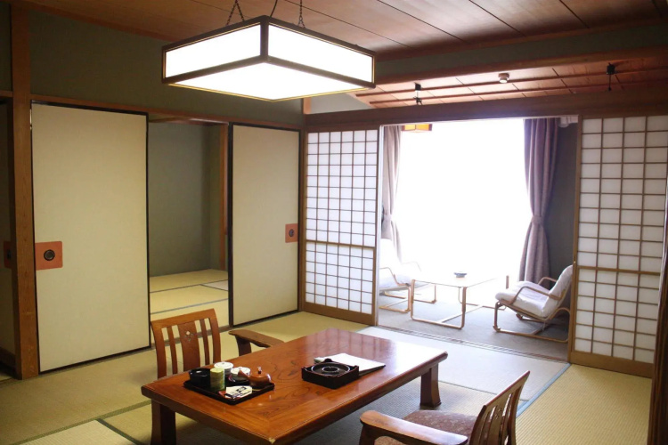 Gen Hakone Gora