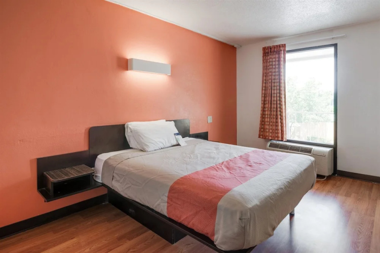 Motel 6 High Point