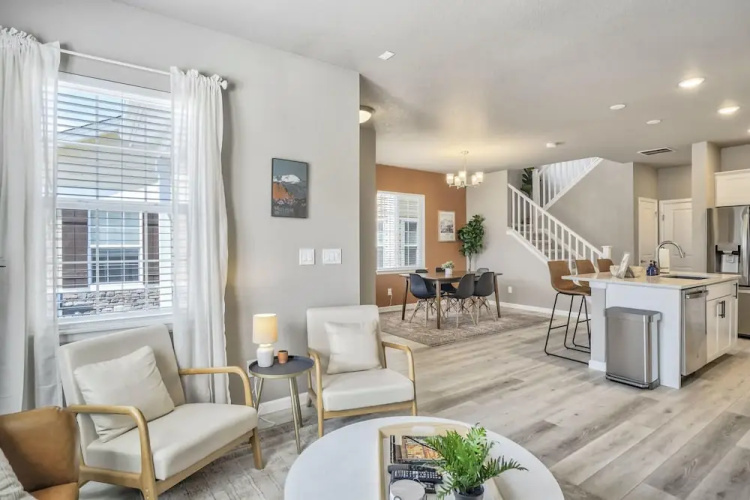 3BD Modern Home Close to Usafa