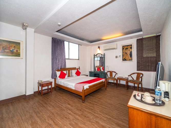 Deluxe Suite