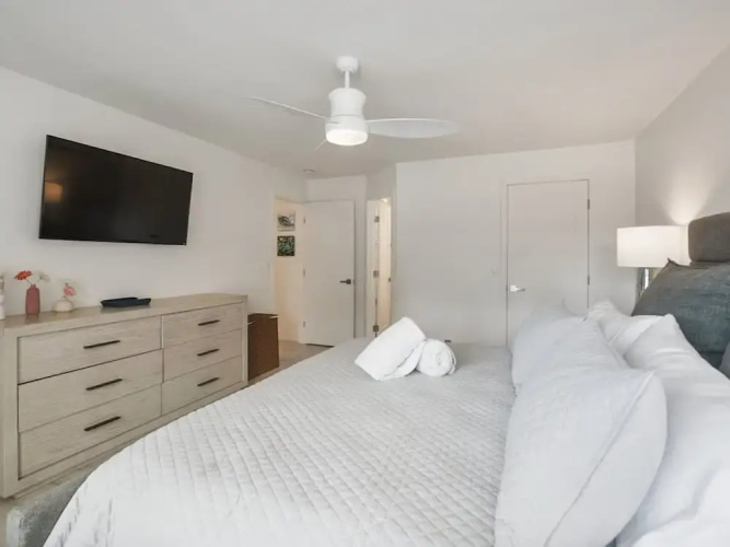 Cozy Pet Friendly 3 Bedroom