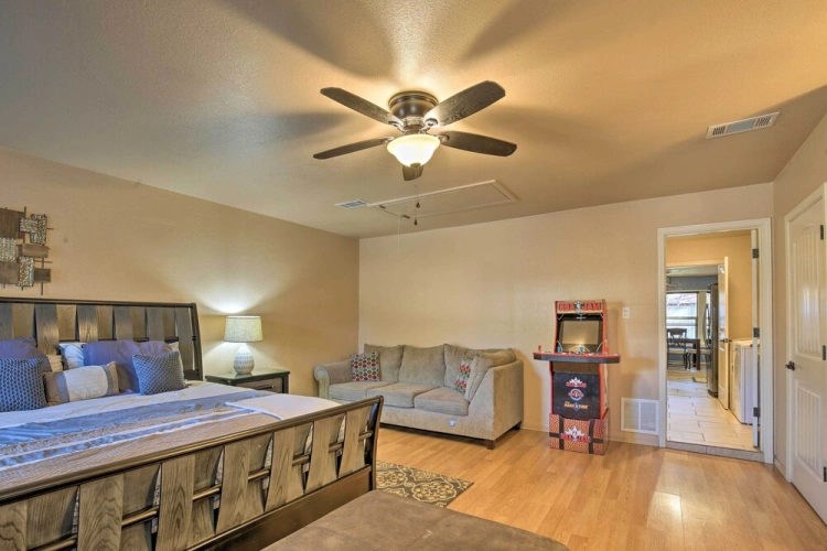 4 Bedrooms Cottage