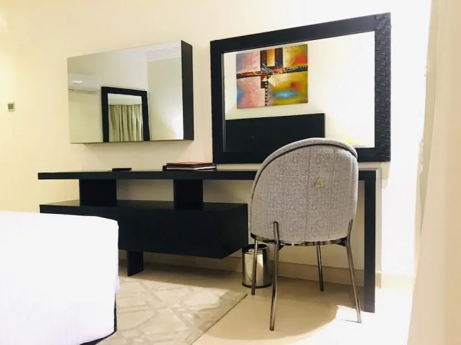 T E L E By Summerset Continental Hotel Maitama