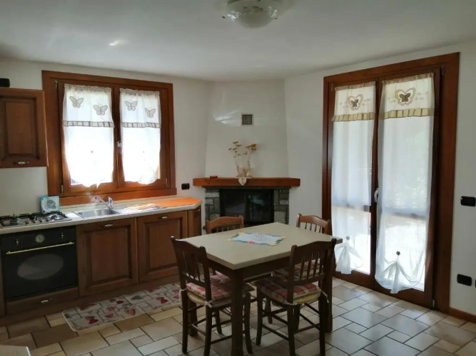 2 Bedrooms Cottage