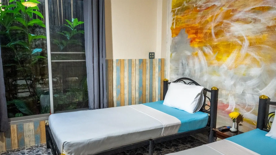 Economy room