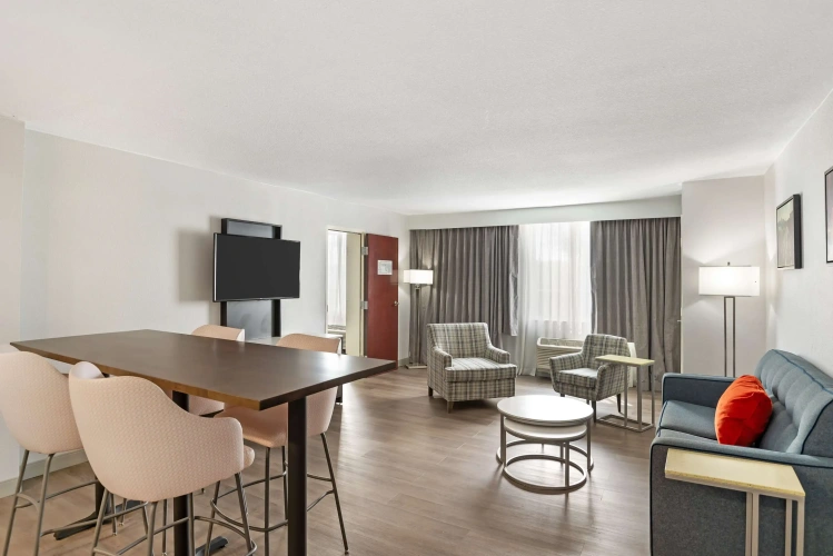 Double Suite