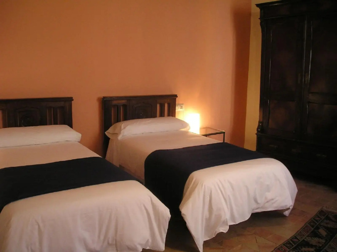 Cal Maginet Hotel