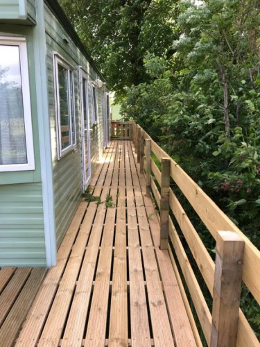 61 Glenfinart Caravan Park