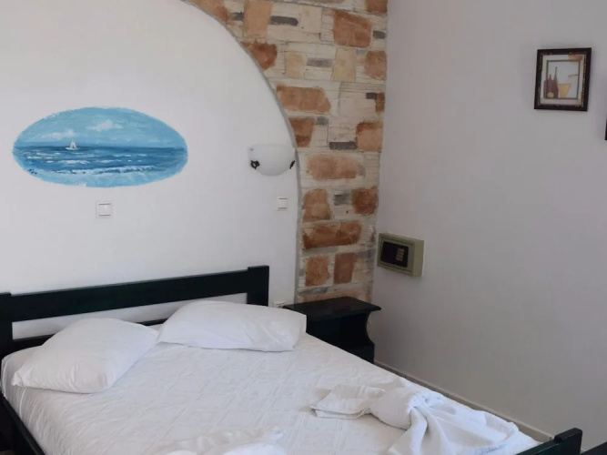 Stella Naxos Island