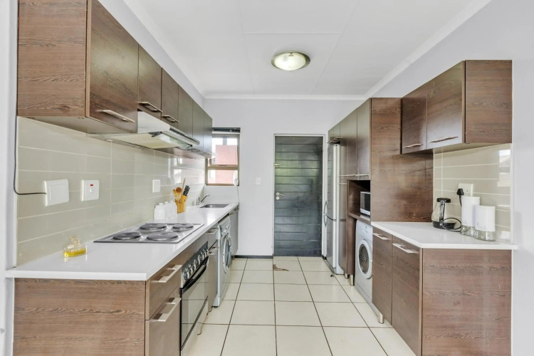 Smartz Apartment 76