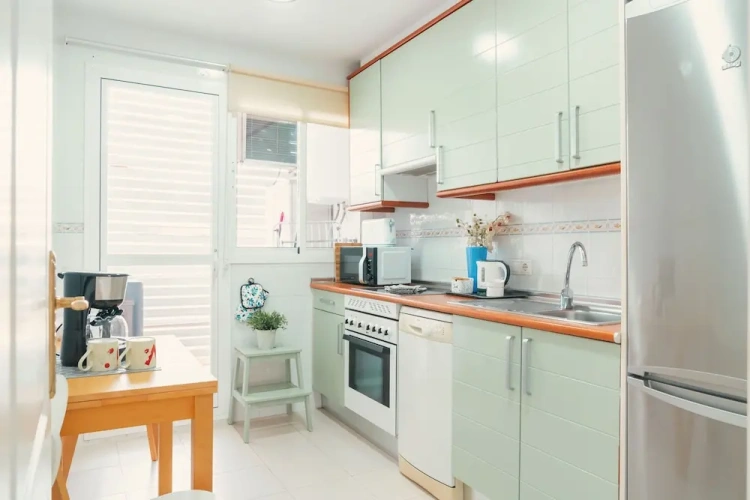 2 Bedrooms Apartment
