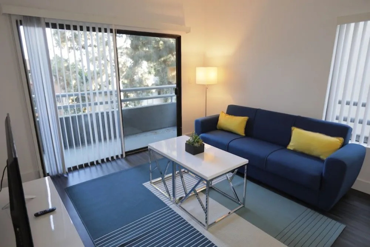 Hollywood Central Suites