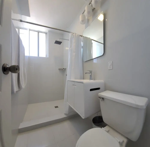 Comfort room