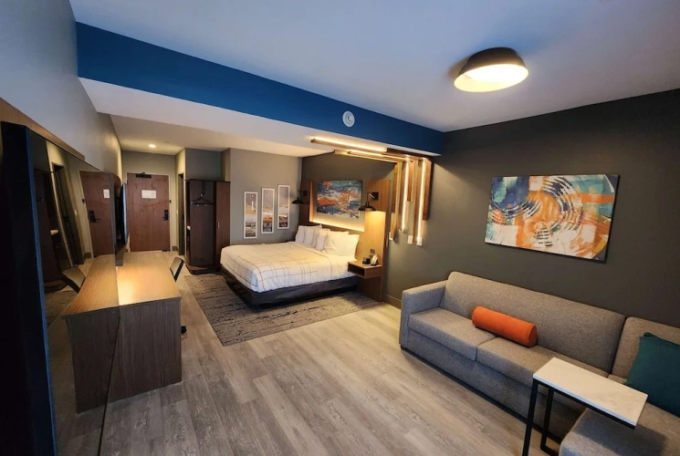 Double Suite