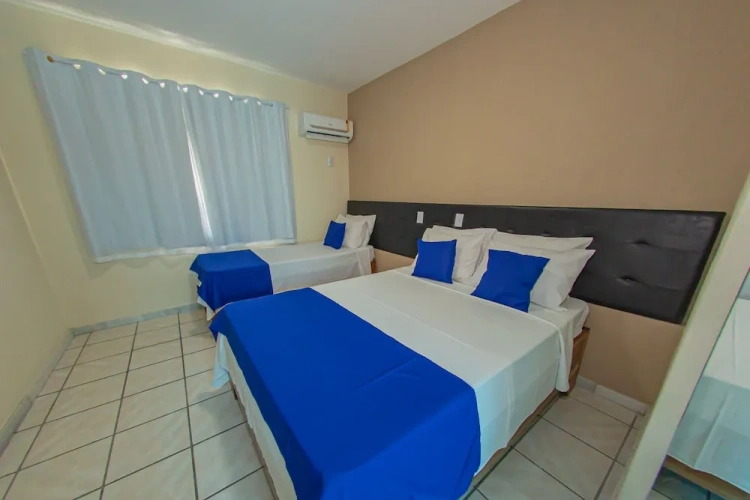 Standard Triple room