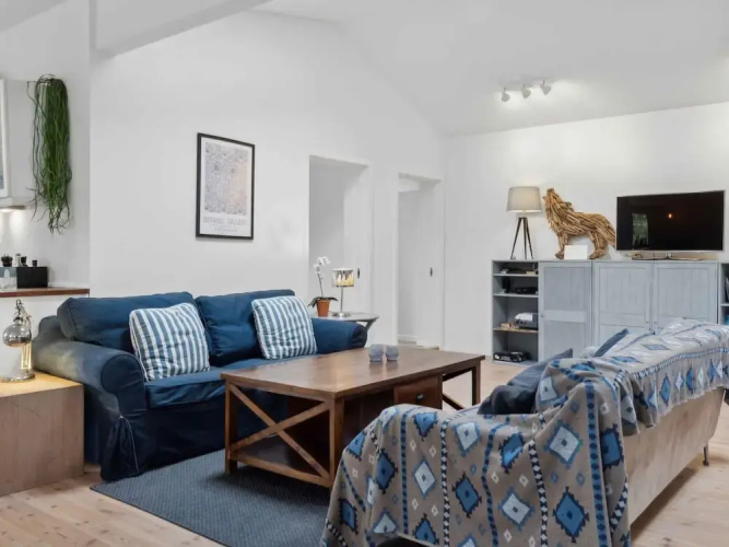 5 Star Holiday Home in Dronningmolle