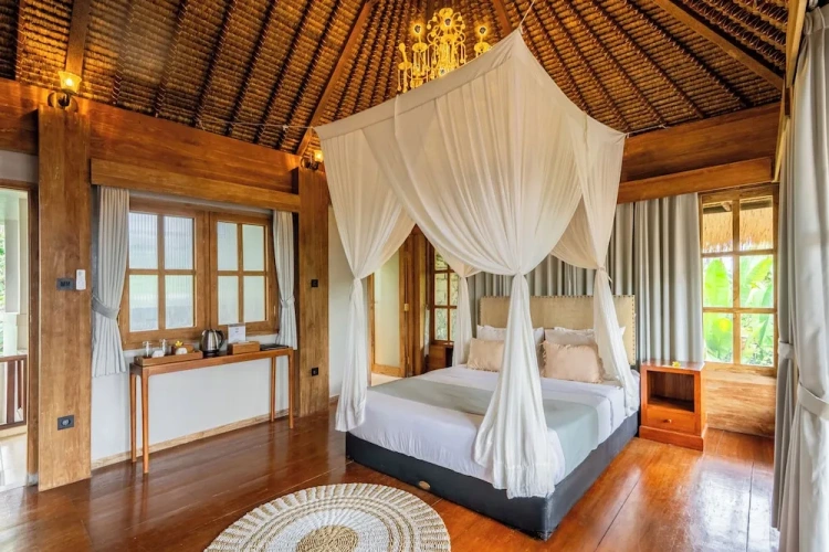 Standard room with balcony