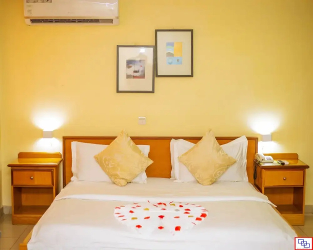 Hotel Marjorie 'Y'