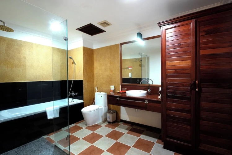 Executive Suite