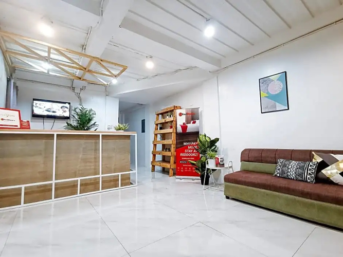 RedDoorz near Marfori Heights