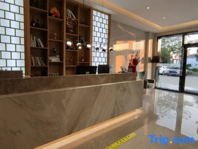 Meet· CC Hotel