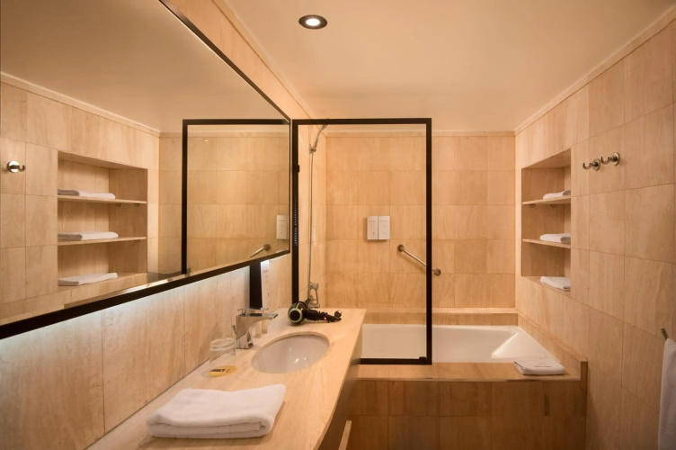 Boulevard Suites Hotel