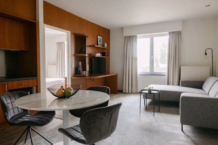 Business Apartment