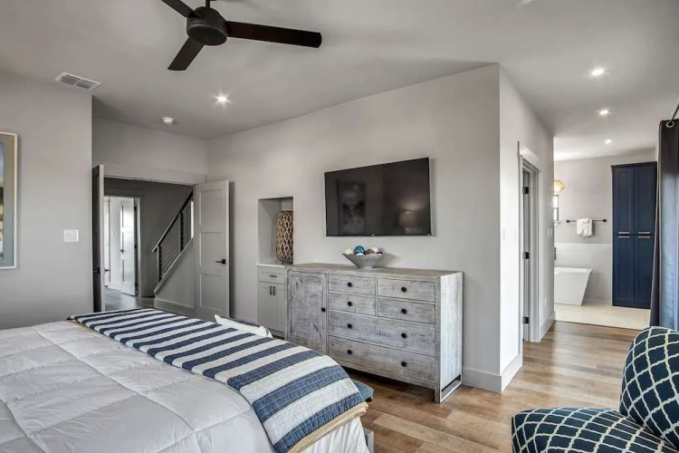 Guest rooms