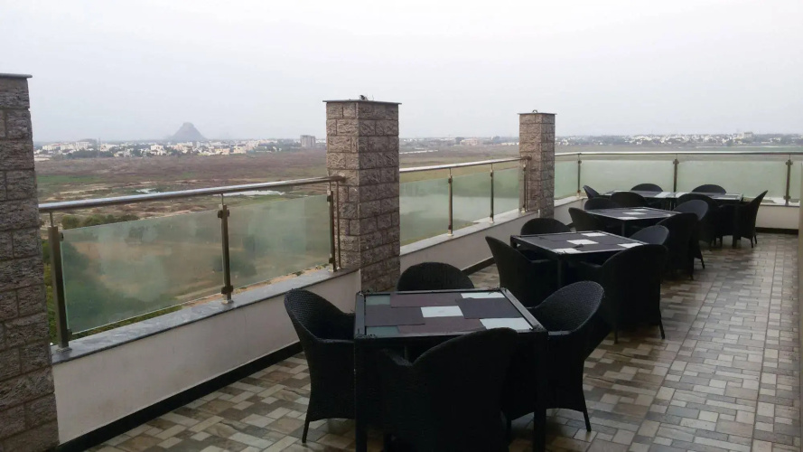 The Spk Hotel