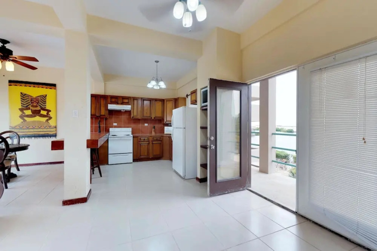 Mara Laguna D103