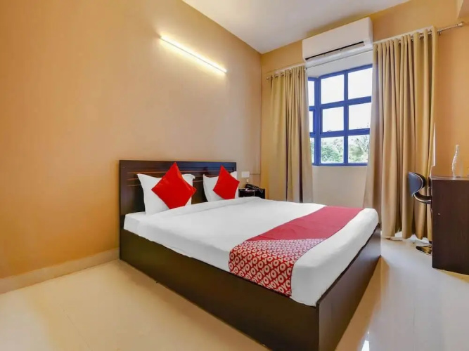 Aqualura By OYO Rooms