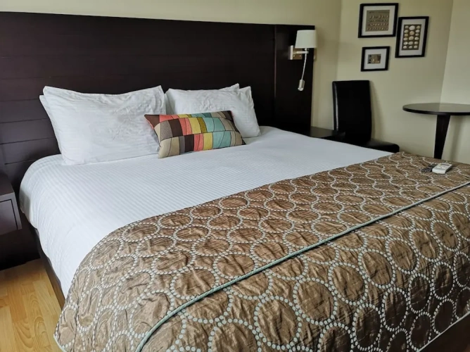 Grand room