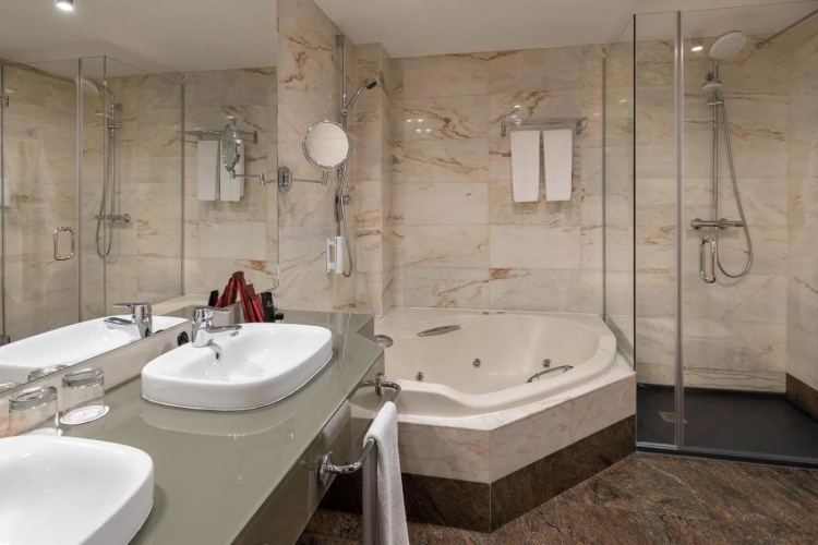 Rafaelhoteles Atocha photo 11