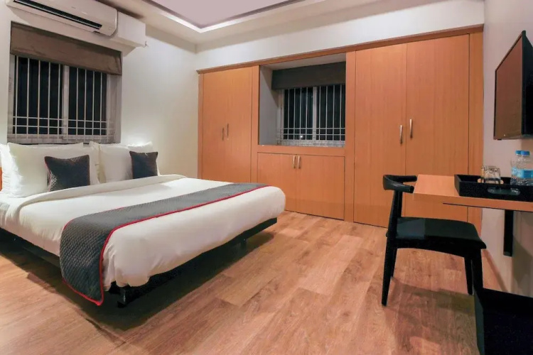 Fabhotel Mallikarjun Residency