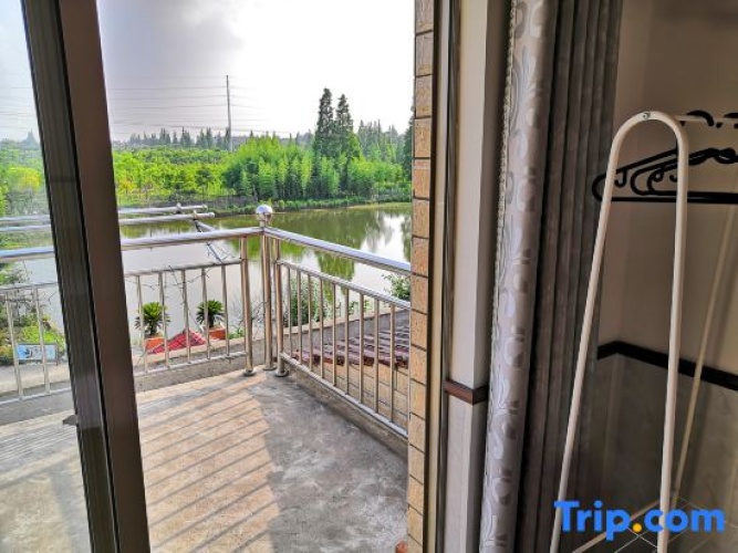 Standard room with balcony