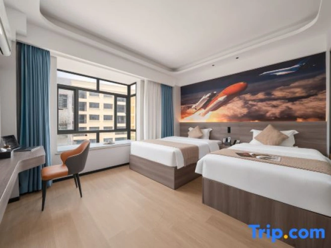 Deluxe Suite