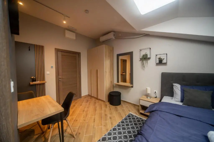 Manoir Apartments