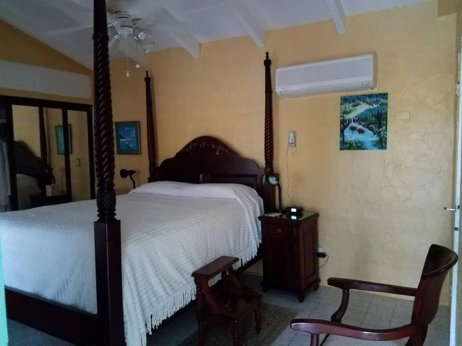 Carringtons Inn