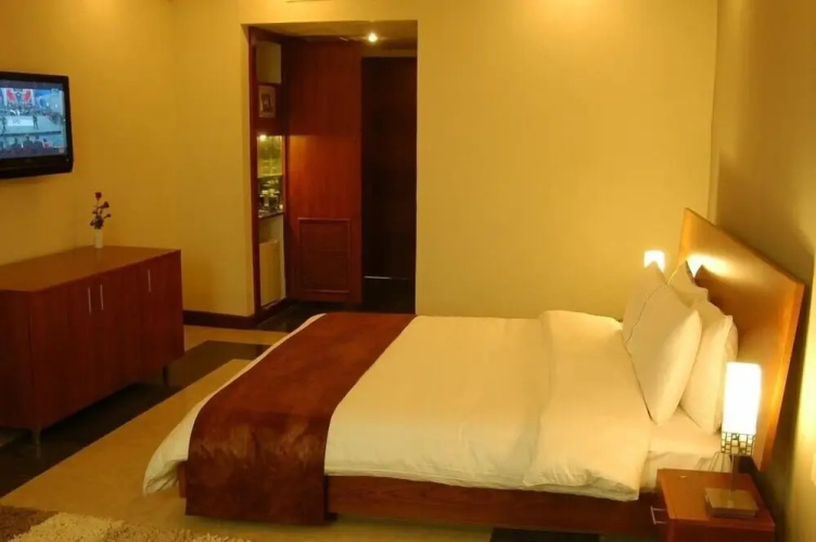 Hotel One