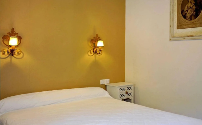 Logis Hôtel Le Commerce - Darracq