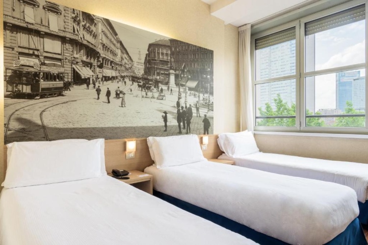 Triple room