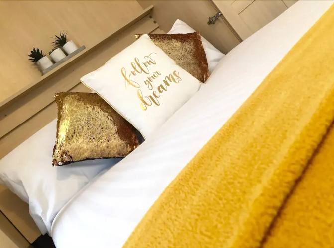 Lux Blu - Kenwyn Studio Apartment