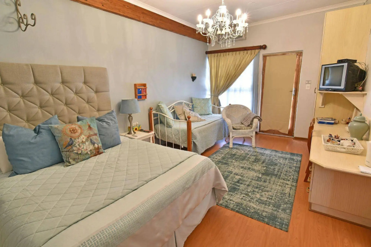 Bloemstantia Guest House