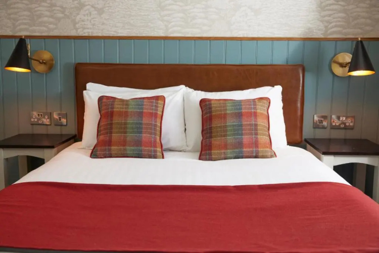 Feathers Hotel by Chef and Brewer Collection