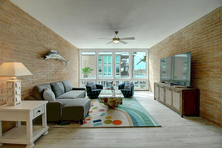 Channelview 117