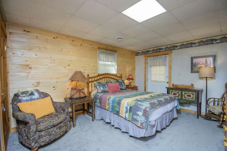 Smoky Mountain Getaway by Eagles Ridge Resort