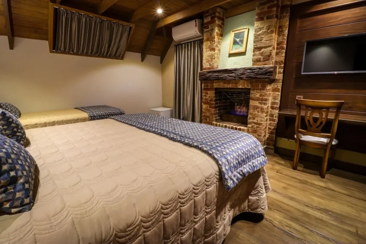 Deluxe Triple room