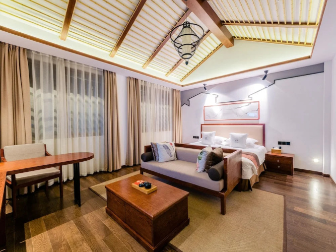 CQJ Lestay Hotel